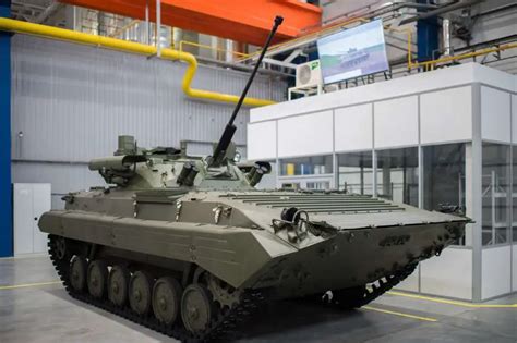 Russian Armed Forces Acquire Upgraded BMP 2M Infantry Fighting Vehicles