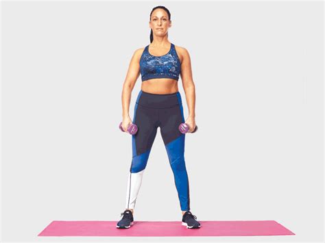 3 Moves To Build Up Strength In Your Legs And Back - Chatelaine