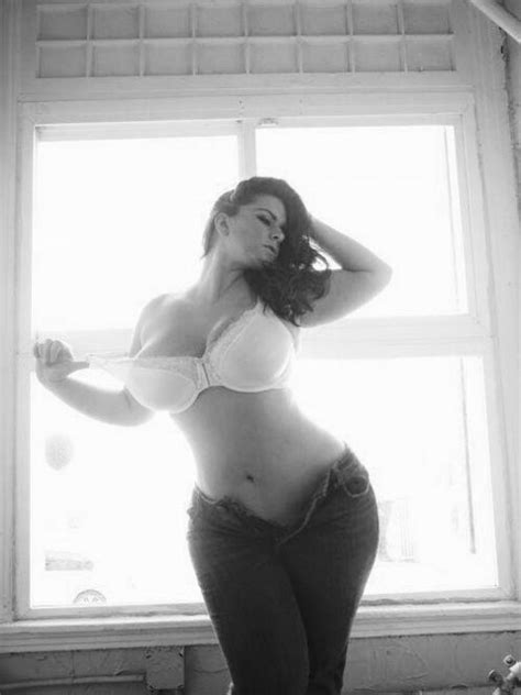 Dressed And Sexy 2 4168 6420 Porn Pic