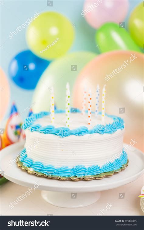 Simple White Birthday Cake Cake Candles Stock Photo 399440995 ...