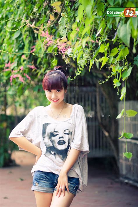 Hot Girl Huy N Lizzie M Nh C Ng Kh Ng T S L M U