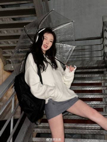 Hot Girl Trung Qu C G Y L V Kho Nh Kh C Gi Ng Jennie N Gi T M Nh Visual Ngo I I Ra Sao