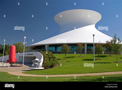 The Mcdonnell Planetarium Exterior In St Louis Missouri Stock Photo Alamy