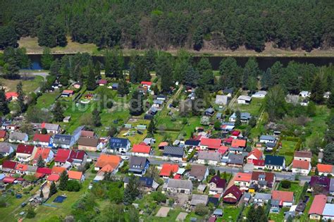 Luftaufnahme Braunsdorf Dorfkern An Den Fluss Uferbereichen Des Oder