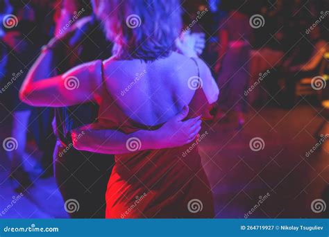 Coppie Che Ballano La Tradizionale Danza Argentina Latina Milonga Nella