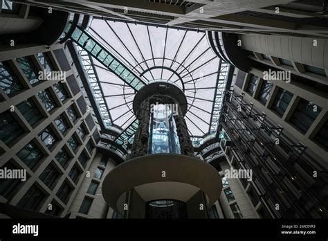 Berlin Deutschland Januar Der Zerst Rte Zylinder Des