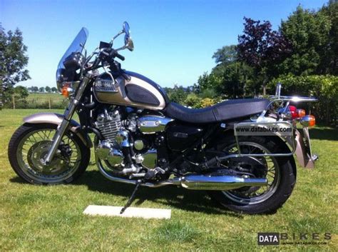 2000 Triumph Thunderbird Moto ZombDrive