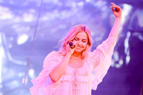 Addison Rae Braless Coachella Nipples Visible Hot Celebs Home