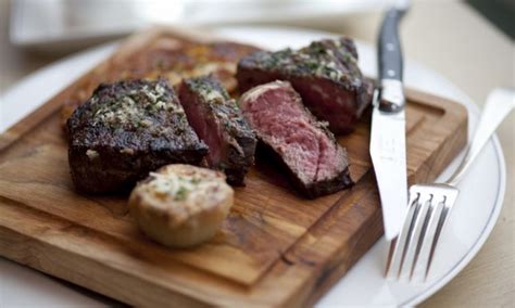 Ojo de bife a la parrilla cómo se hace el famoso corte de carne argentino