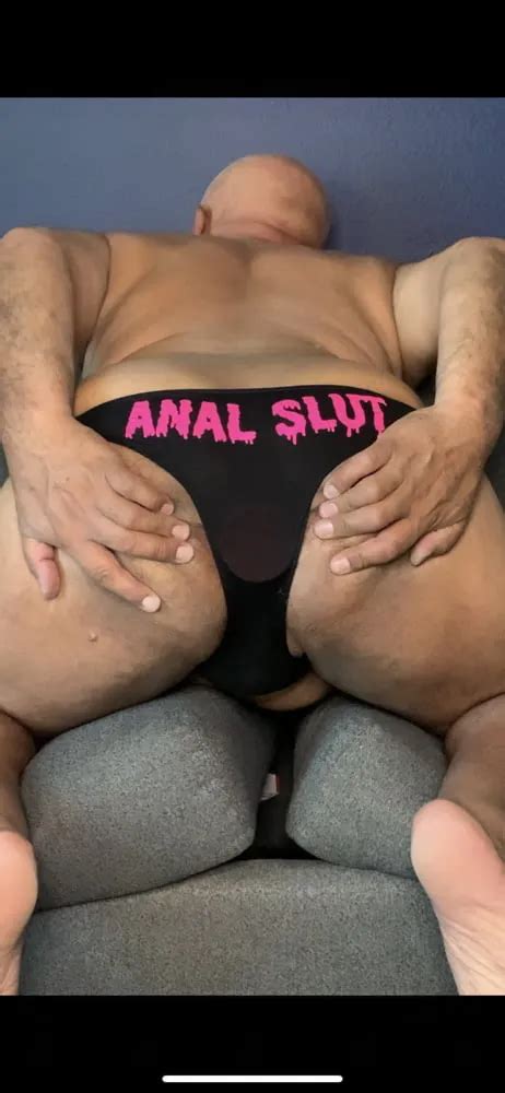 ANAL BUTT PLUG Nude Pics XHamster