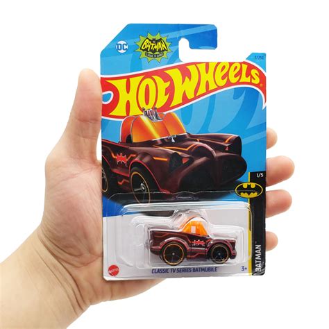 Đồ Chơi Mô Hình Siêu Xe Hot Wheels C4982 3 250 Classic TV Series Batmobile FAHASA