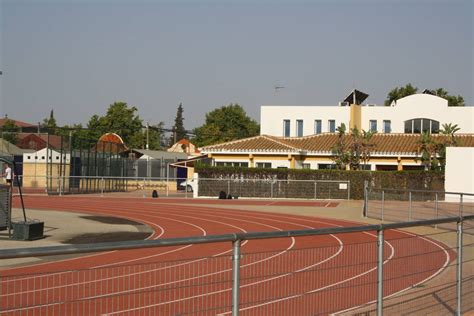 CIERRE DEL POLIDEPORTIVO MUNICIPAL