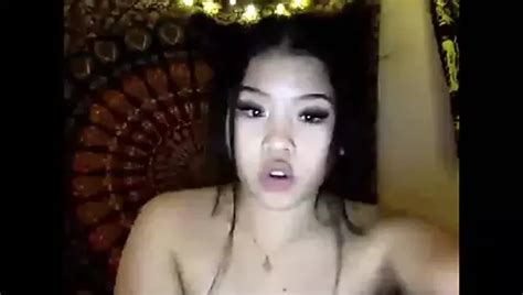 Hot Asian Chick Has Nice Shaved Cunt XHamster
