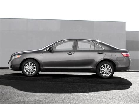 Toyota Camry Technical Specifications And Fuel Economy