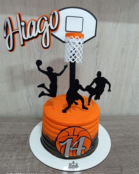 Topper Todo Em Camadas Th Birthday Cakes Elegant Birthday Cakes