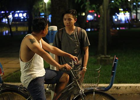 HOT BOY NỔI LOẠN