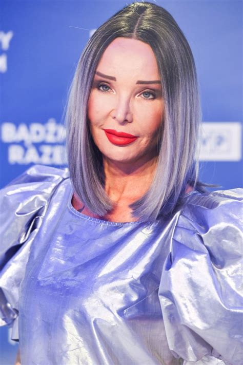 Ewa Minge W Bikini I Promuje Swoj Now Ksi K Kozaczek