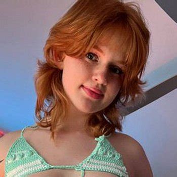 Aaliyah May Babe Page Watch This Pornstar On Freeones