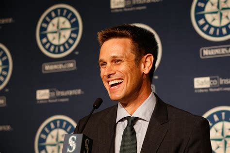 Seattle Mariners GM Jerry Dipoto Goes Viral