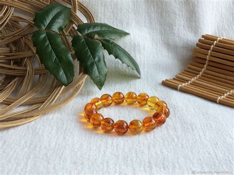 Янтарный браслет, цвет - чай купить в интернет-магазине Ярмарка ...