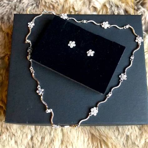 Avon | Jewelry | Avon Pretty Necklace Set | Poshmark