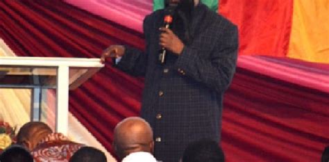 Douala une affaire de nude éclate entre le prophète et sa fidèle