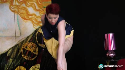 A Thick N Curvy MILF Lisa Pinelli