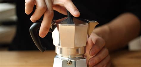 آموزش موکاپات Moka Pot طرز تهیه قهوه اسپرسو با موکاپات Moka Pot قهوه