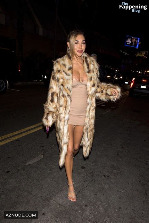 Chantel Jeffries Sexy Shows Off Her Hot Legs And Tits At Lori Harveys Birthday Party In West