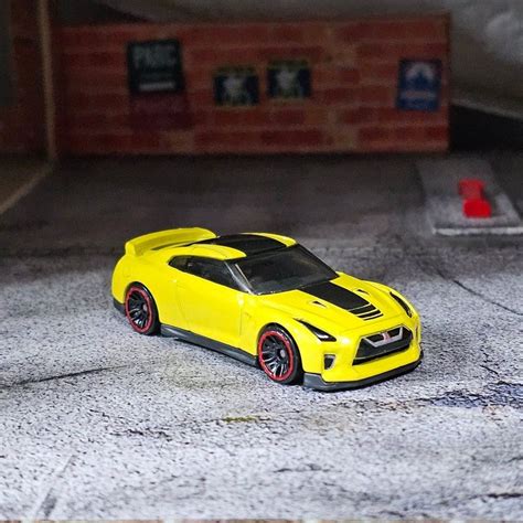 Hot Wheels Loose nissan GTR r35 Gebraucht in rolle für CHF 3 mit Lieferung auf Ricardo kaufen