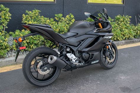 Matte Black Yamaha Yzf R3 With 995 Miles Available Now Used Yamaha
