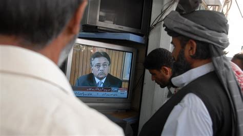 Pervez Musharraf Former Pakistan President Sentenced To Death For High Treason Cnn