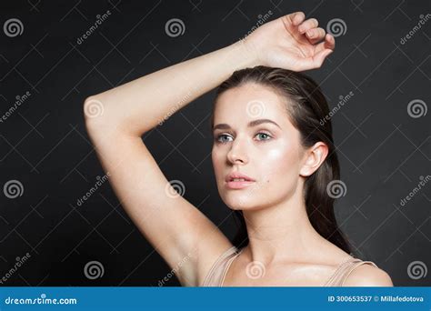 Glamorous Healthy Brunette Woman With Clear Skin Skincare Wellness Facial Treatment And