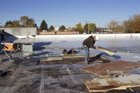 A Flat Roof Repair Guide For Your Commercial Building Good Roofing Company