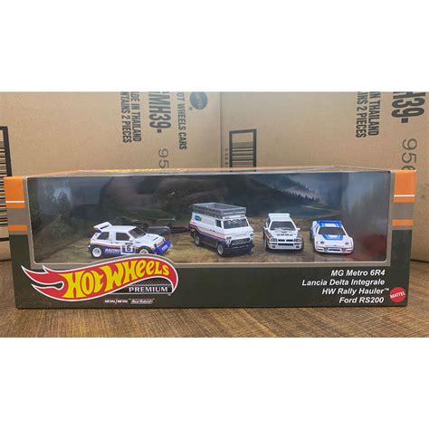 HOT WHEELS PREMIUM GARAGE MG METRO R LANCIA DELTA INTEGRALE HW RALLY HAULER FORD RS GMH
