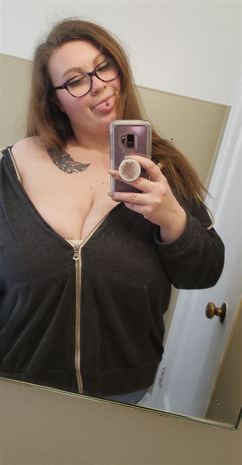 Put Your Cock Between My Tits Please Daddy R Daddy