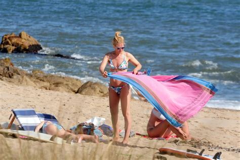 Bikini triangulito el traje de baño que será furor en Punta del Este 2019 Infobae