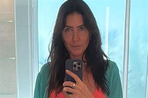 Lisa Snowdon Fans Can T Get Over Her Real Age As She Strips Off To Tiny Bikini The Mirror