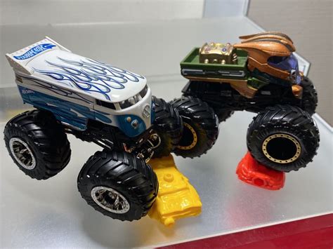 Yahoo オークション Hot Wheels MONSTER TRUCKS ホットウィール モン