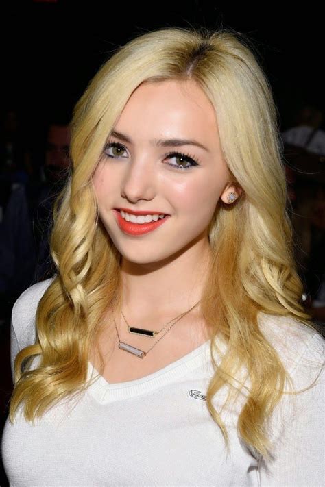Blonde Beauty R PeytonList