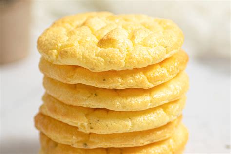 BEST Cloud Bread Recipe - Light, Soft and Fluffy Cloud Bread!