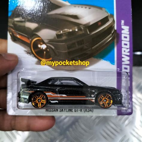 Hot Wheels NISSAN SKYLINE GT R BNR R Black Hotwheels Showroom Asphalt Assault