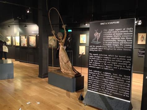 Das Dali Museum In Paris
