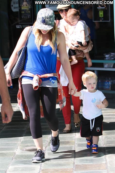 Hilary Duff No Source Celebrity Beautiful Babe Posing Hot High Resolution