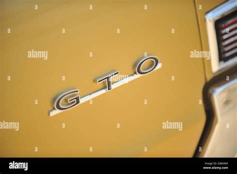 1965 Pontiac Gto 2 Door Hrd Top Gold Tiger Edition Hurst Equipped