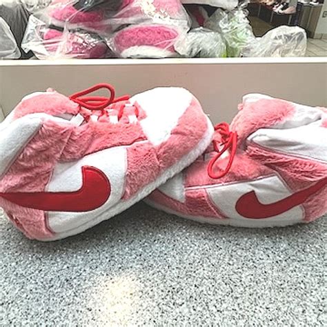 House Slippers Fluffy Shoes Preppy Shoes Pink Nike Shoes
