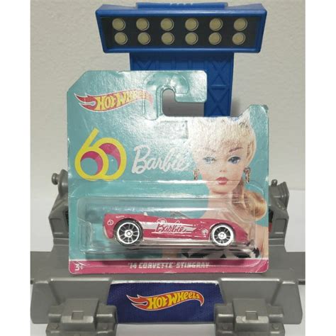 Hot Wheels 14 14 Corvette Stingray Barbie Rosa Edicao Especial De Aniversario 60 Anos 60th