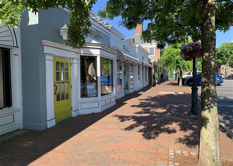 Why so many families are choosing new canaan ct for relocation