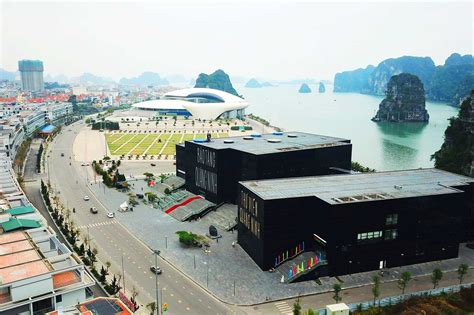 TOP ATTRACTIVE TOURIST DESTINATIONS IN HA LONG CITY