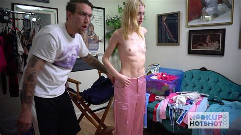 Hookup Hotshot Chloe Cherry Hardcore Internet Dating